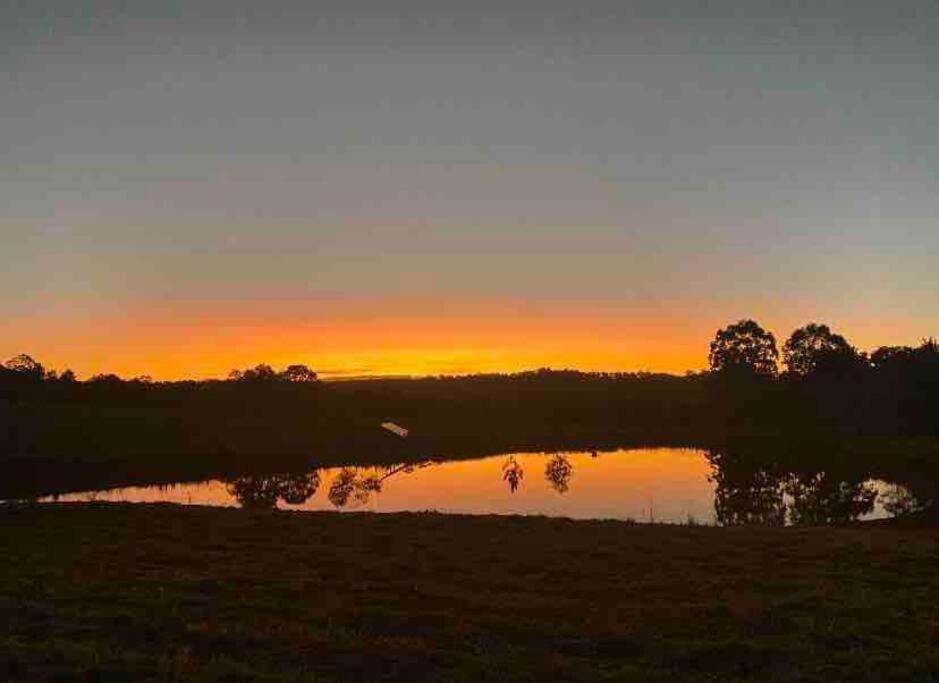 Widgereedoo Farm. Vineyard Views. Peaceful Retreat. Villa Tamaree Buitenkant foto